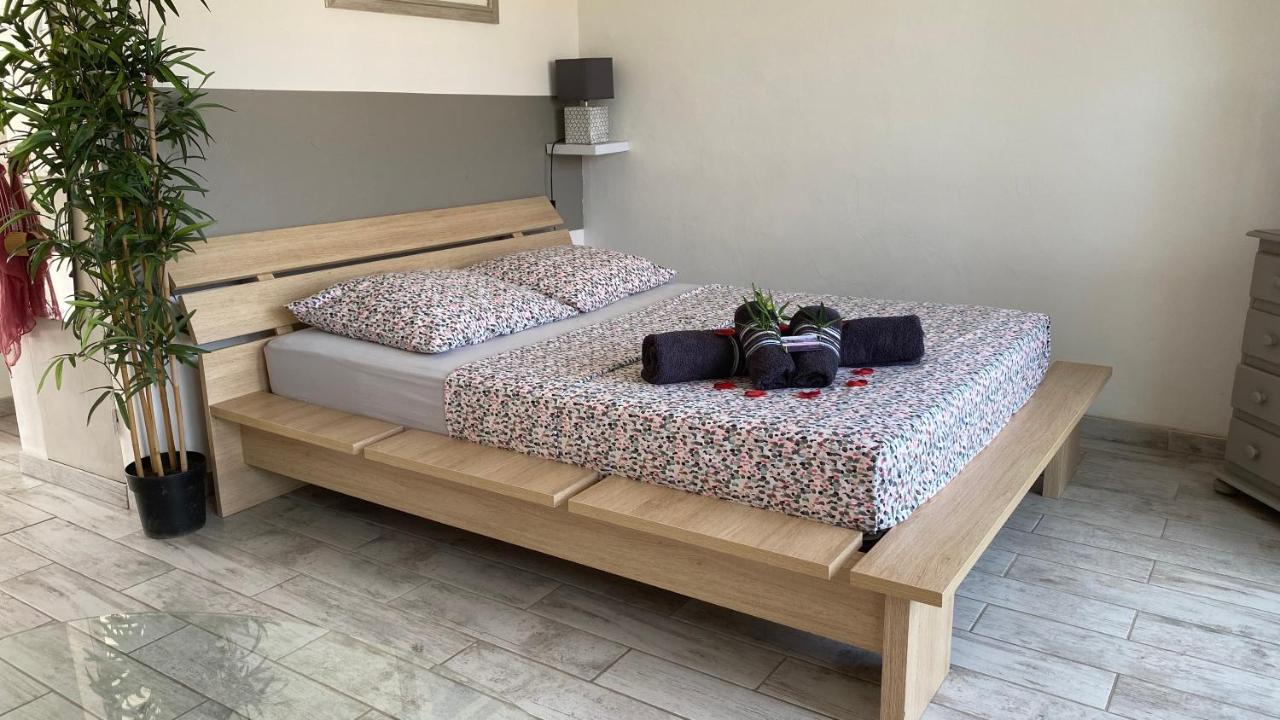 Goeland 3, Climatise, Wifi, Balcons Petite Vue Mer Laterale Au 3 Eme Etage Sans Ascenseur Toulon Exterior foto